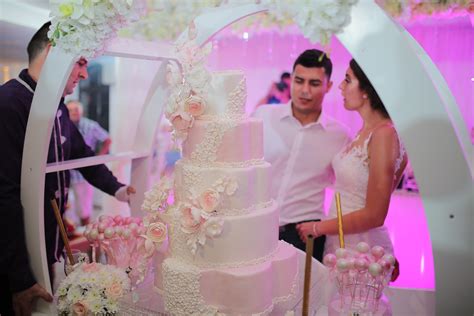 Free picture: expensive, fancy, wedding cake, elegant, groom, bride ...