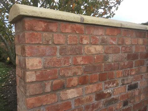 Reclaimed Wirecut Brick Garden Wall