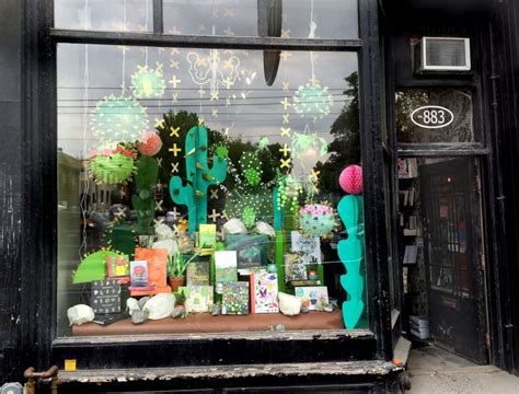 5 Incredible Shop Window Displays Around the World