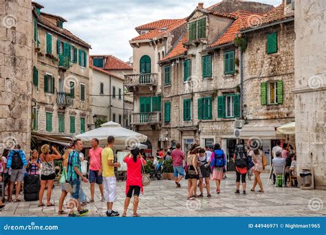 Architecture of the Old Town in Split, Croatia. Editorial Photo - Image of landmark, home: 44946971