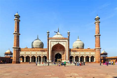 11 Famous Mosques in India, List of Famous Mosques in India - Treebo