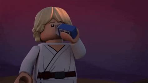 Chosen One of the Day: The Lego Star Wars Holiday Special trailer | SYFY WIRE