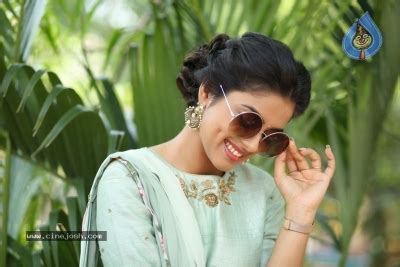 Actress Siddhi Idnani Latest Photos | Photos Gallery