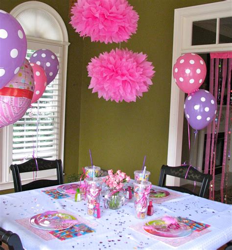 HomeMadeville: Your Place for HomeMade Inspiration: Girl's Birthday Party Decorations