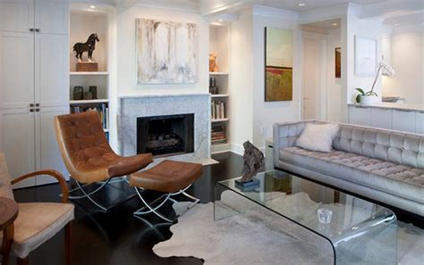 20 Living Rooms Adorned with Cowhide Rugs | Home Design Lover