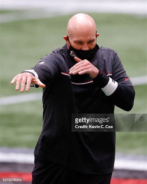 88 Dan Quinn Seahawks Photos & High Res Pictures - Getty Images