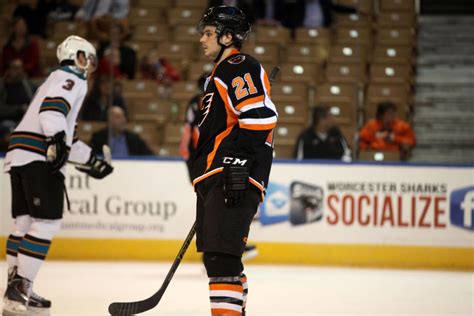 Scott Laughton(49) Philadelphia Flyers | CollegeHockeyPlayers