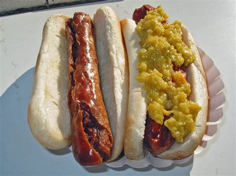 Rutt's Hut | Rippers & Relish: A New Jersey Hot Dog Best - Roadfood