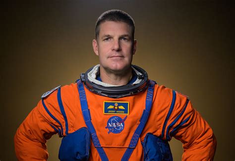 First Canadian astronaut to orbit the moon on a lunar mission next year ...