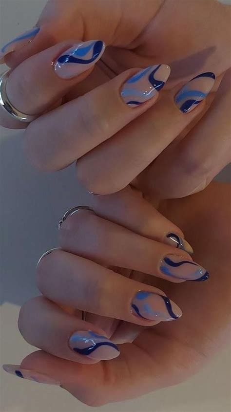 Squiggle nail inspo! | Nail designs, Minimalist nails, Nail art