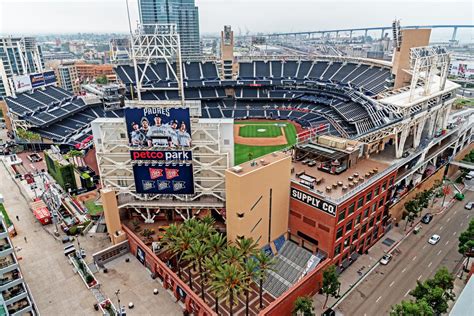 Your Guide to California's Baseball Teams