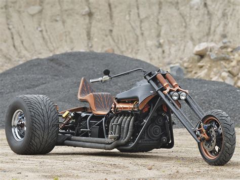 BMW V12 Trike – Zwölfender - CUSTOMBIKE