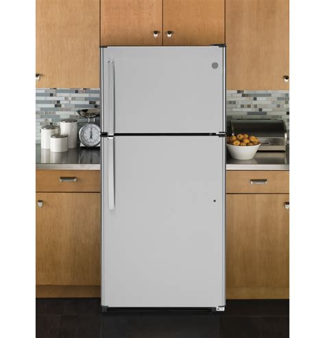 GE - 29.625 Inch 18.2 cu. ft Top Mount Refrigerator in Stainless - GTS