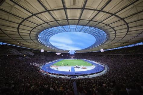 Iconic athletics stadiums to add to your bucket list | CULTURE | World Athletics