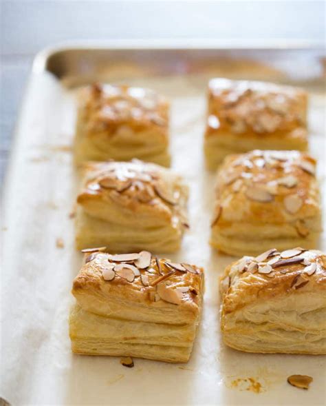 almond croissants with frozen puff pastry | Easy puff pastry recipe ...