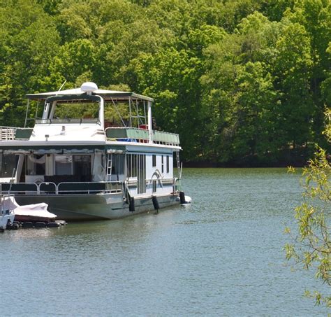 Boat Registration on Lake Lanier