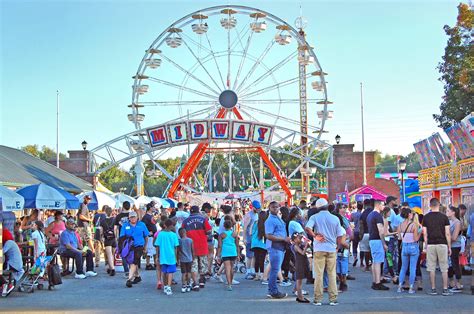 West Springfield enacts mask mandate as Big E fair opens - Boston News, Weather, Sports | WHDH 7News