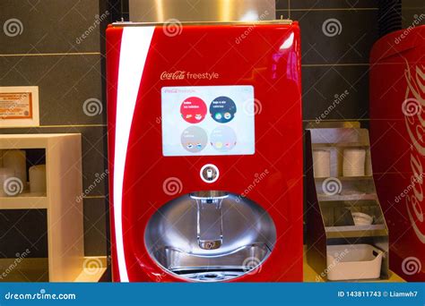 Madrid/Spain â€“ 03.03.2019 : Coca Cola Soda Drink Machine in a Burger ...