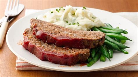 Classic Slow-Cooker Meatloaf