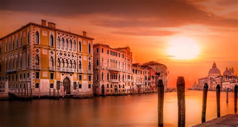 Grand Canal in Venice, Italy at Sunset 4k Ultra HD Wallpaper | Sfondo ...