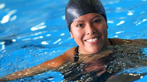 10 things to take to your first adult swimming lesson
