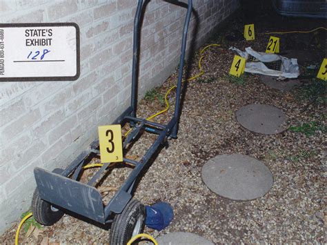 Susan Wright crime scene photos - CBS News