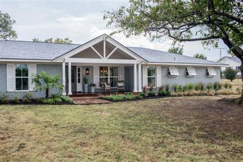 Fixer Upper: A Coastal Makeover for a 1971 Ranch House | Fixer Upper: Welcome Home With Chip and ...