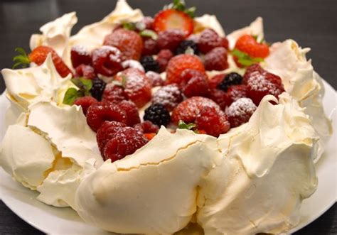 Kitchen Delights: Summer Berries Pavlova Recipe