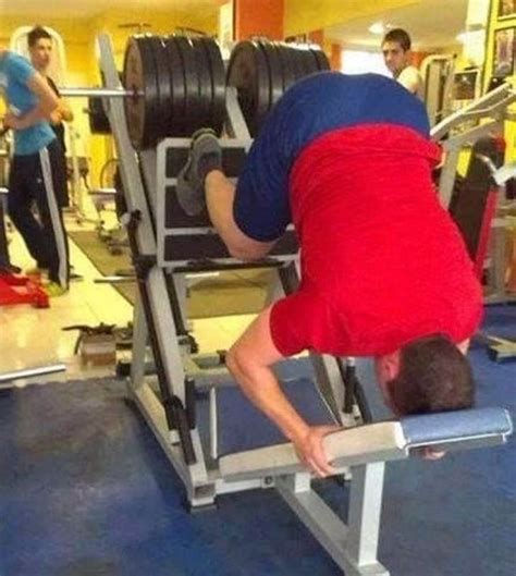 20 Gym Fails That Made Us Both Cringe and Laugh / Bright Side