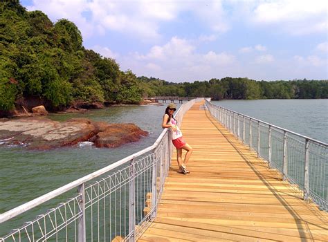 Pulau Ubin: Rediscovering Sixties Singapore - travelseewrite