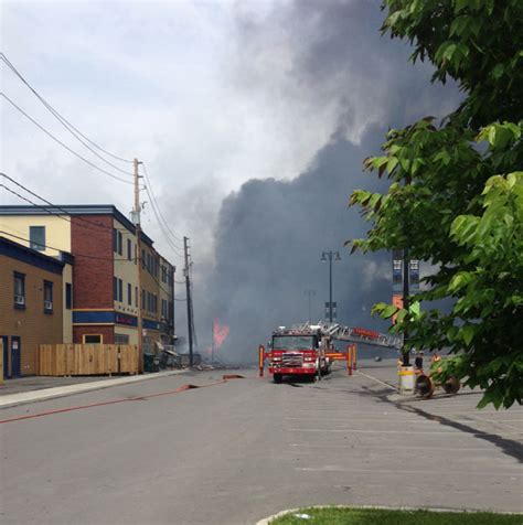 Updated: Franklin County’s fire fighters battling massive fire in Quebec town - Daily Bulldog