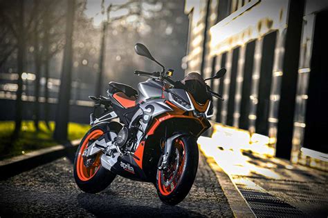 APRILIA TUONO 660 (2021 - on) Review | MCN