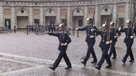 Swedish Royal Guard change FULL ceremony - YouTube