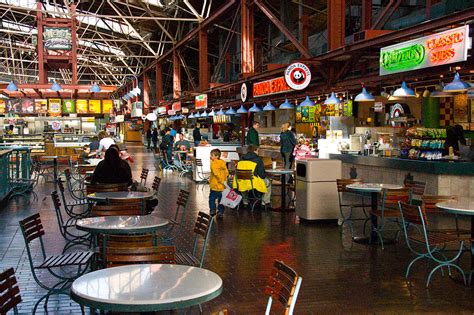 Food Court In Union Station - FOODHUYA