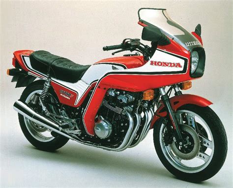 Мотоцикл Honda CB 750F Integra 1982 Цена, Фото, Характеристики, Обзор, Сравнение на БАЗАМОТО