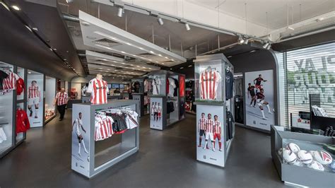 Stoke City FC - New kits break multiple records