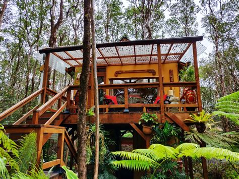 Peaceful Rainforest Treehouse Retreat - Treehouses for Rent in Volcano, Hawaii, United States ...