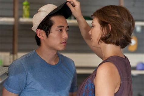 The Walking Dead: Glenn and Maggie Talk Season Three