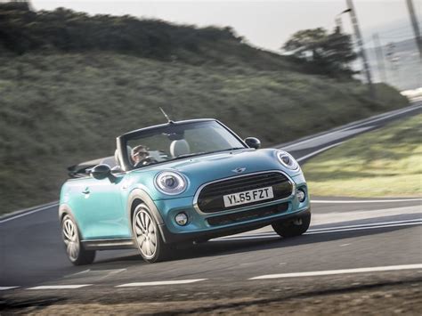 MINI Cooper Convertible | Reviews | Complete Car