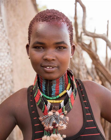 Pin op Afrikaanse Stammen (Tribes)