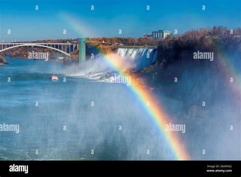 Rainbow in Niagara Falls Stock Photo - Alamy