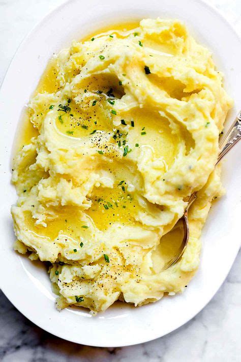 50 Easy Thanksgiving Side Dishes Recipes | Creamy mashed potatoes recipe, Easy potato recipes ...