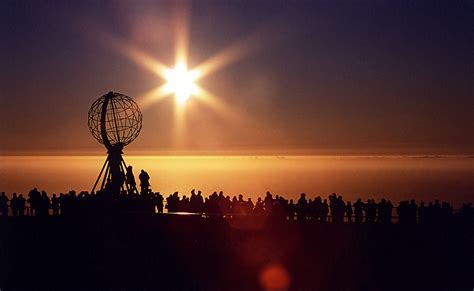 Midnight sun in North Cape, Norway ノルウェー、ノールカップの真夜中の太陽 | Flickr