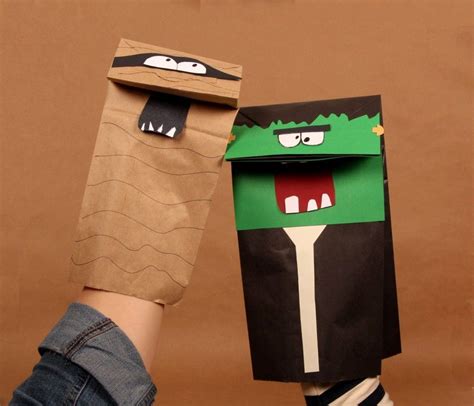 Halloween Paper Bag Puppets Halloween Paper Bags, Halloween Projects, Fall Halloween, Halloween ...