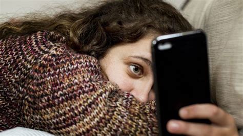 The Panic Over ‘Social Media Addiction’ Threatens Free Speech – Reason.com