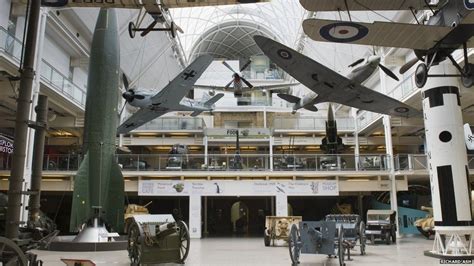Imperial War Museum London to reopen - BBC News