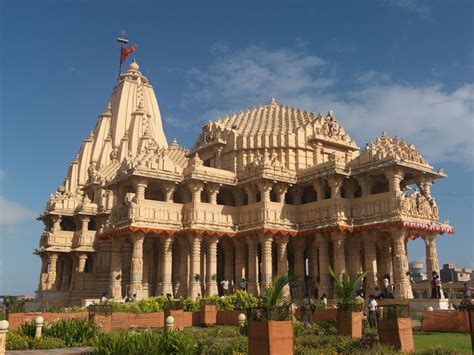Somnath Temple of Gujarat is first among the twelve Aadi Jyotirlings of India. | Gujarat, Temple ...