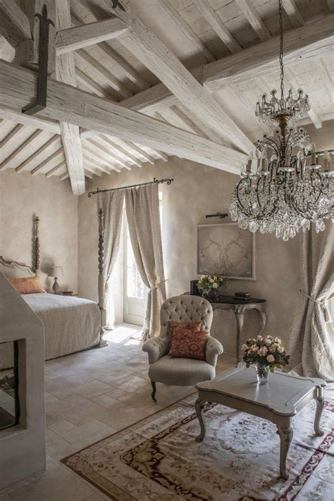 10 astuces pour réussir une déco de chambre au style campagne française | Déco maison, Déco ...