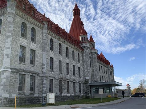 Collins Bay Institution inmate charged after officer seriously injured | The Kingston Whig Standard