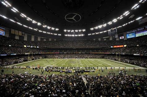 Superdome - Inside | Louisiana superdome, Skyline picture, New orleans ...